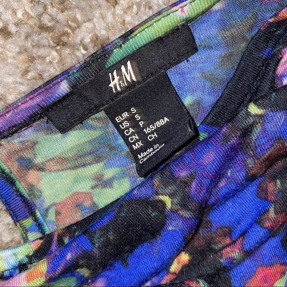 H&M floral top size S - Picture 2 of 2